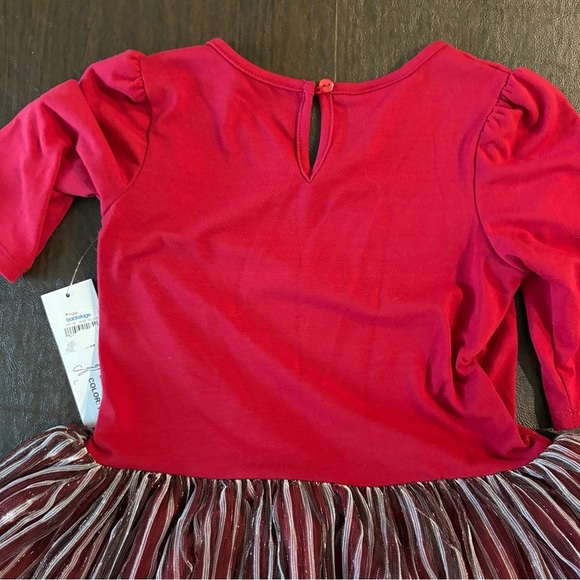 Elegant Red Kids Formal Dress Size 4 - Picture 6 of 6